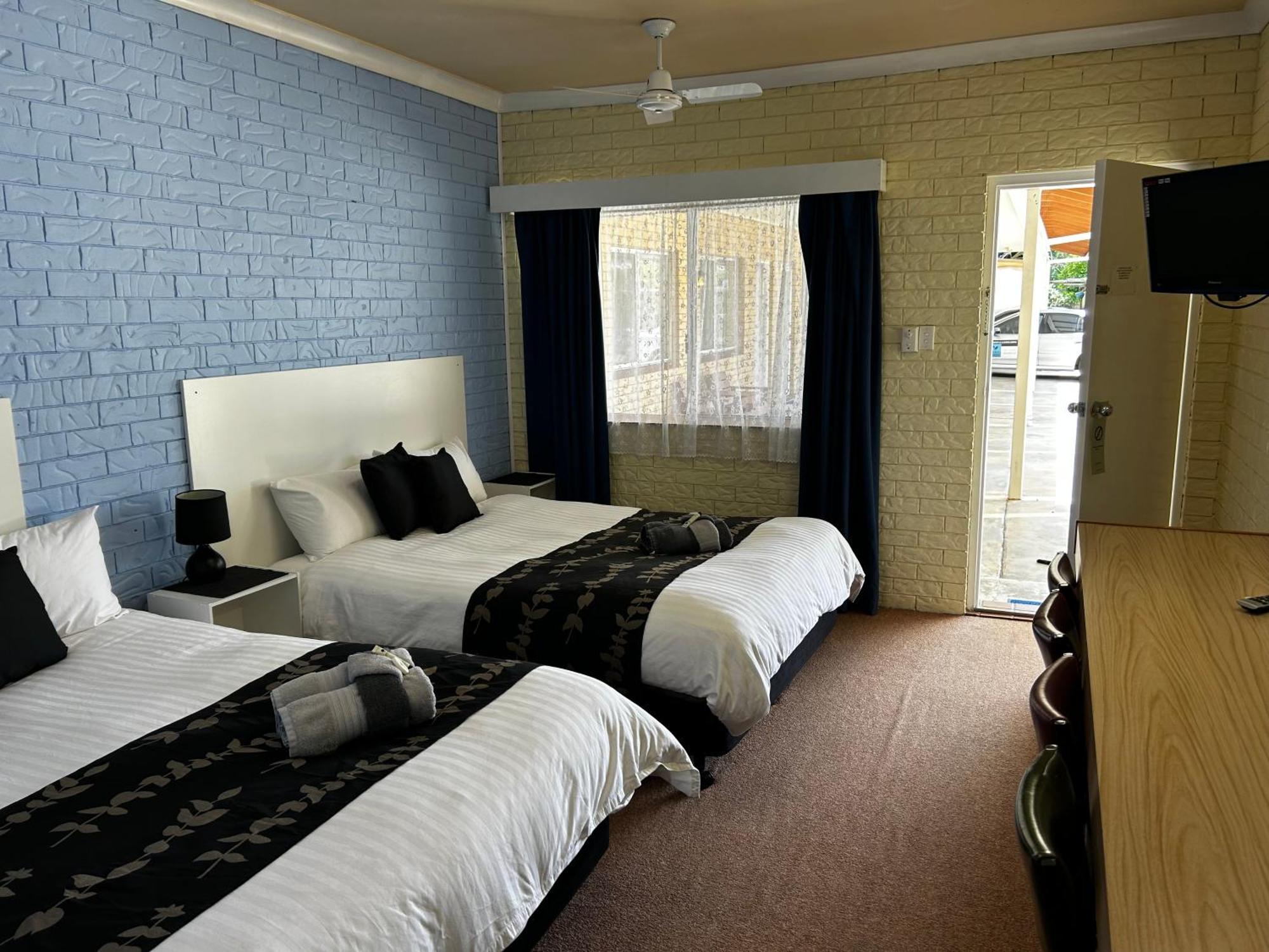 Jillaroo Motor Inn Glen Innes Bagian luar foto